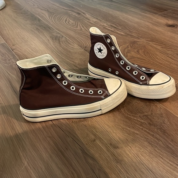 Brown Platform converse worn twice no shoe laces - Picture 3 of 4
